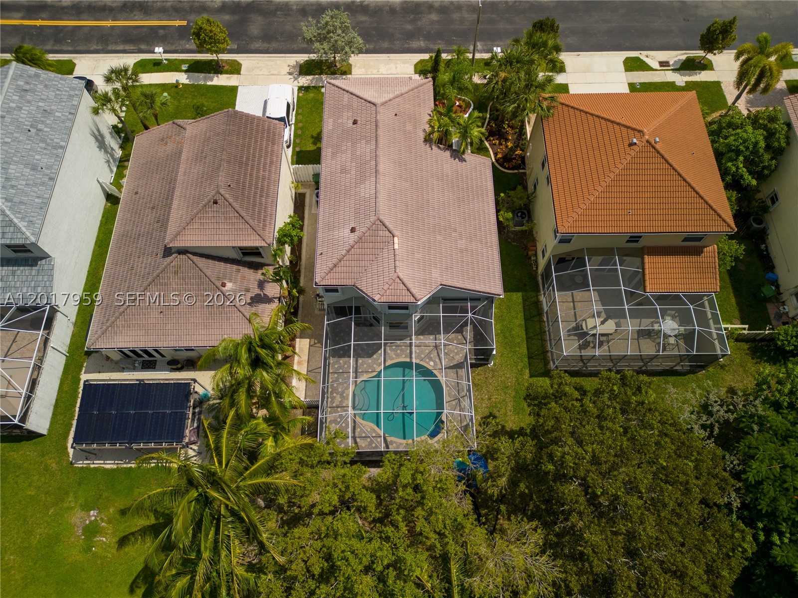 TOWNGATE 156-11 B A POR P - Residential