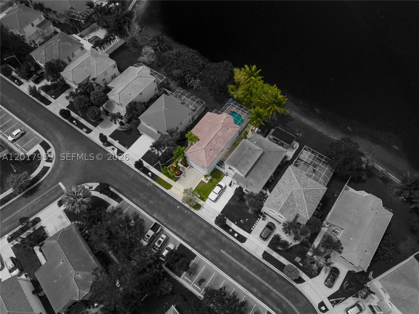 TOWNGATE 156-11 B A POR P - Residential