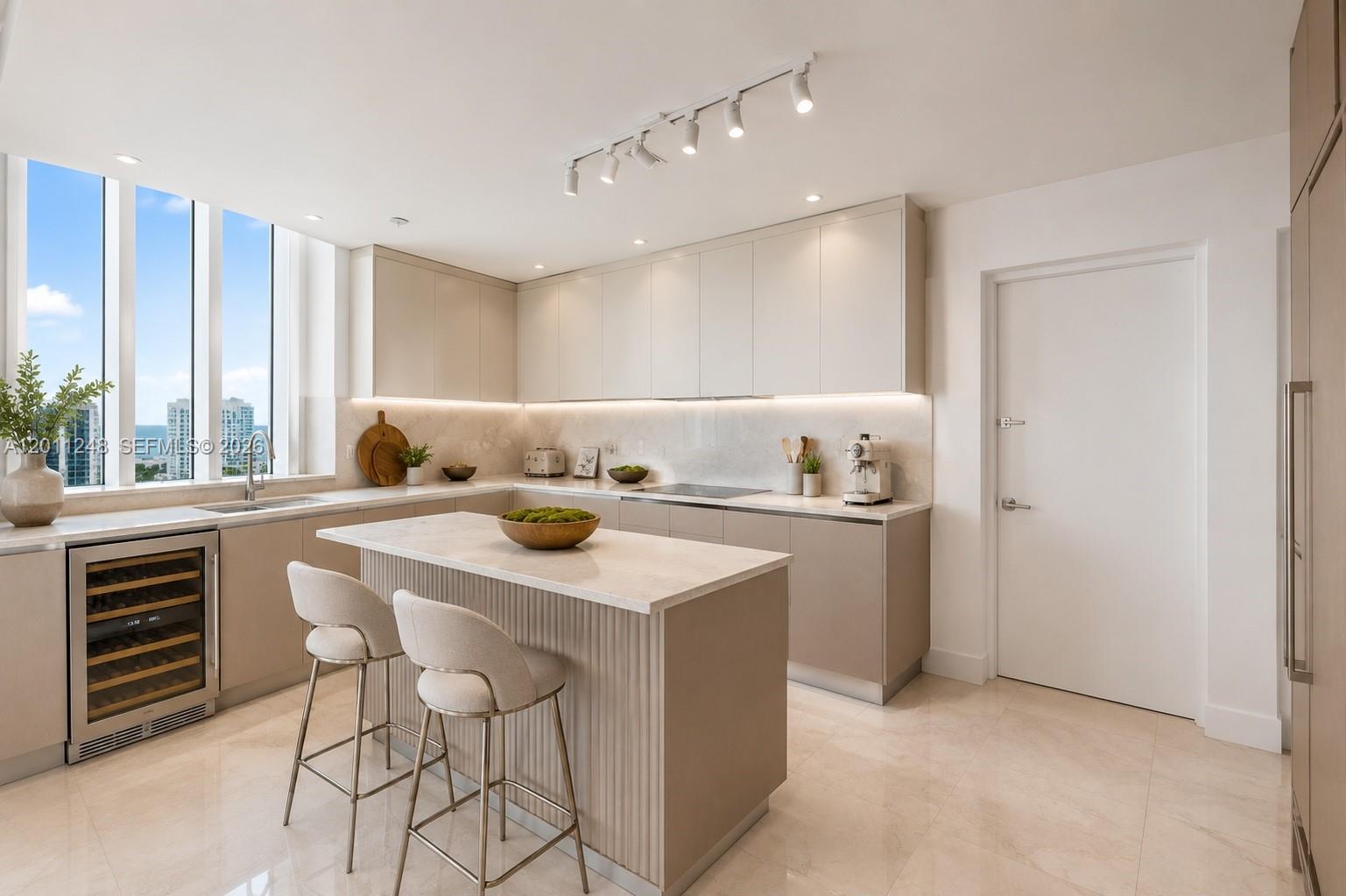 TRUMP TOWER II CONDO - Residential