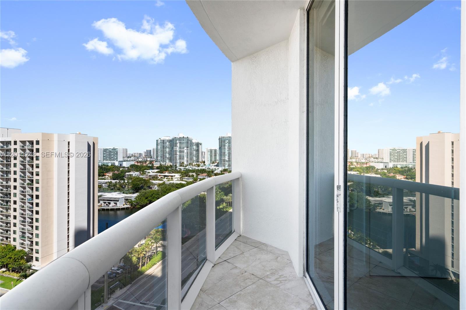 TRUMP TOWER II CONDO - Residential