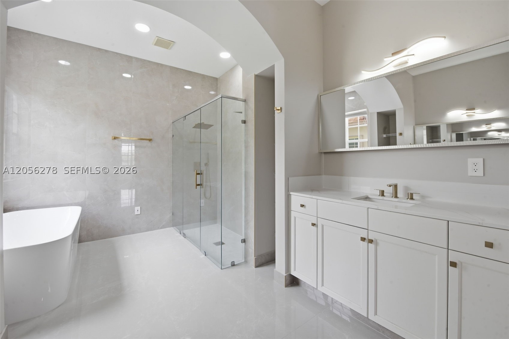HERON BAY NORTHEAST - Residential