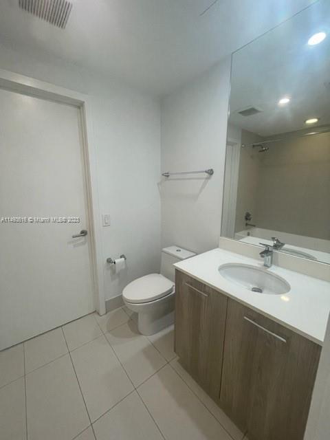 PARAISO BAYVIEWS CONDO - Residential Lease
