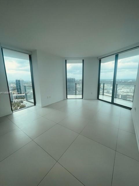 PARAISO BAYVIEWS CONDO - Residential Lease