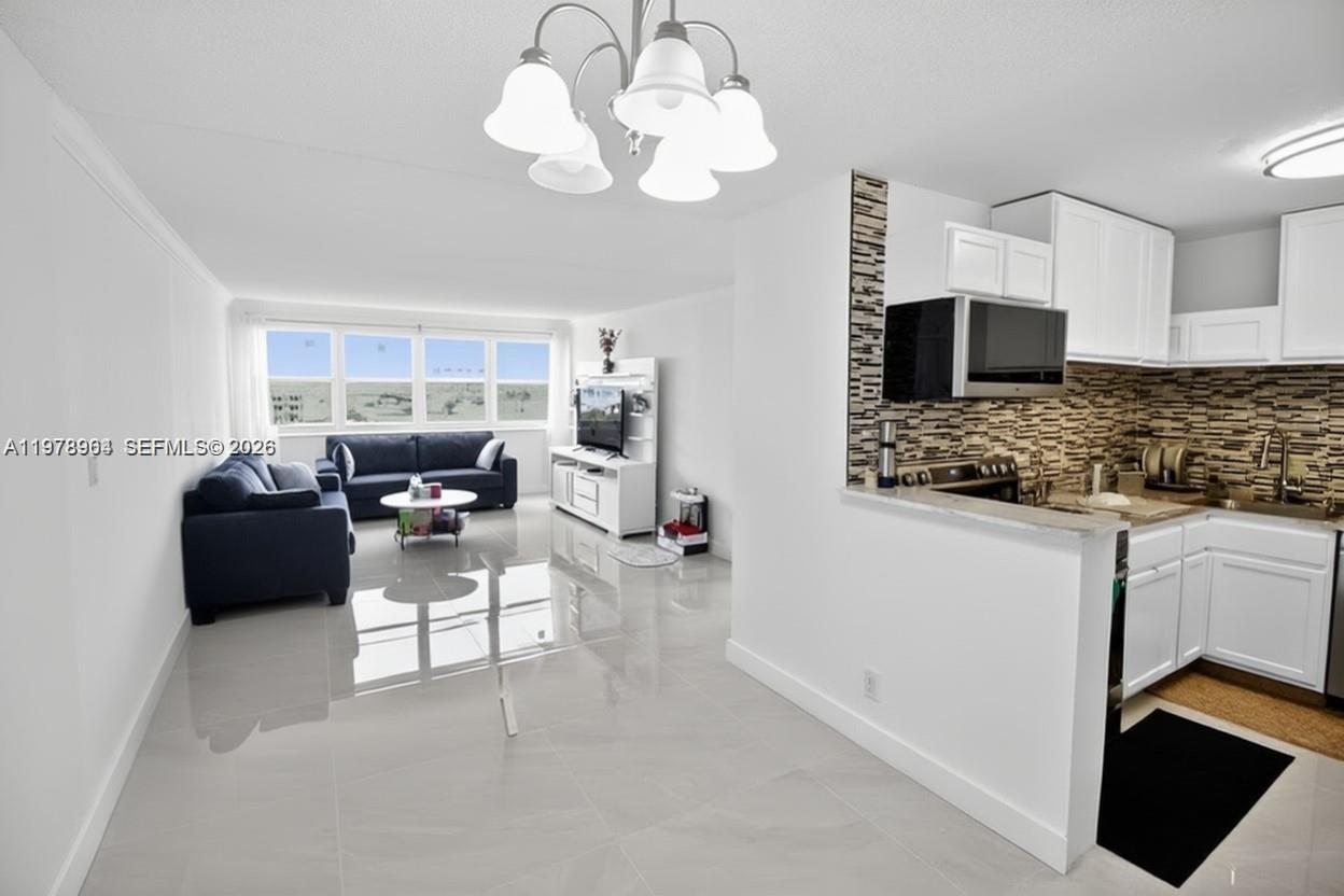 GOLDEN SAILS CONDO - Residential