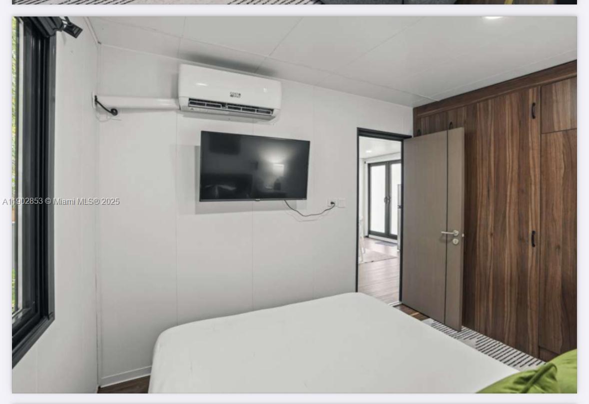GOLDEN GATE EST UNIT 46 - Residential