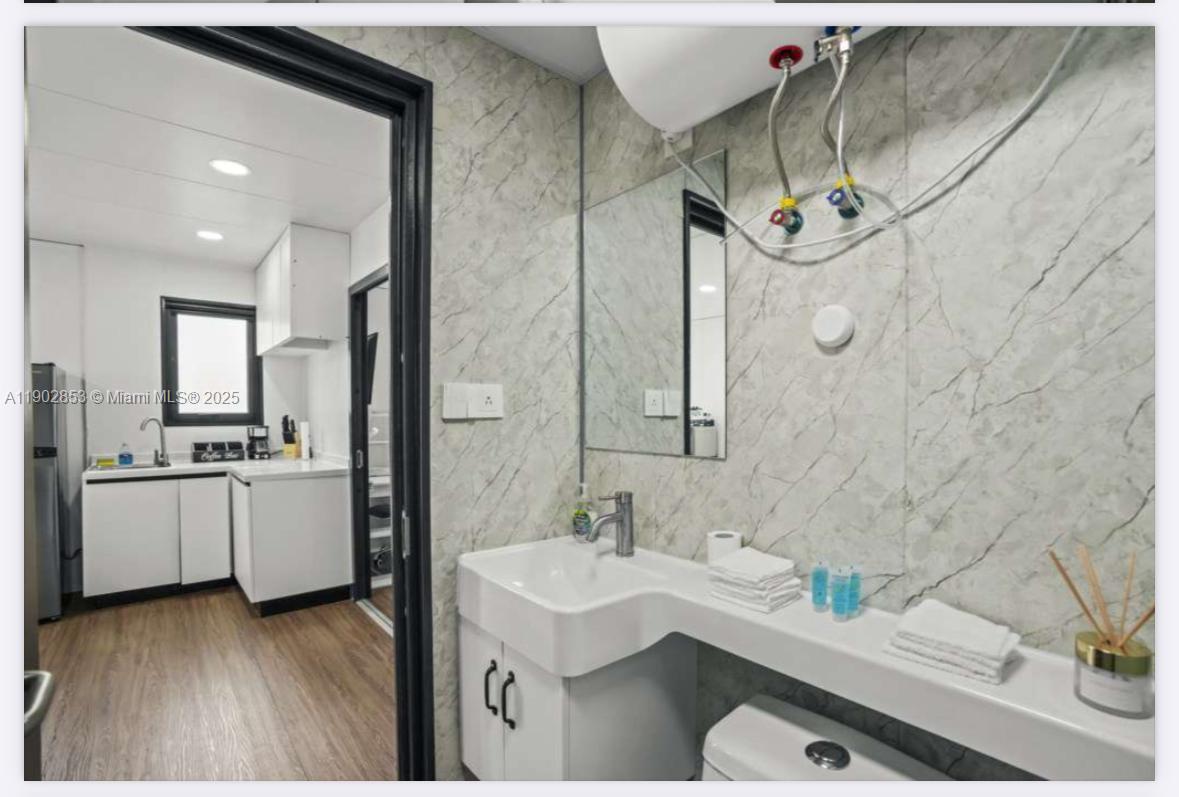 GOLDEN GATE EST UNIT 46 - Residential