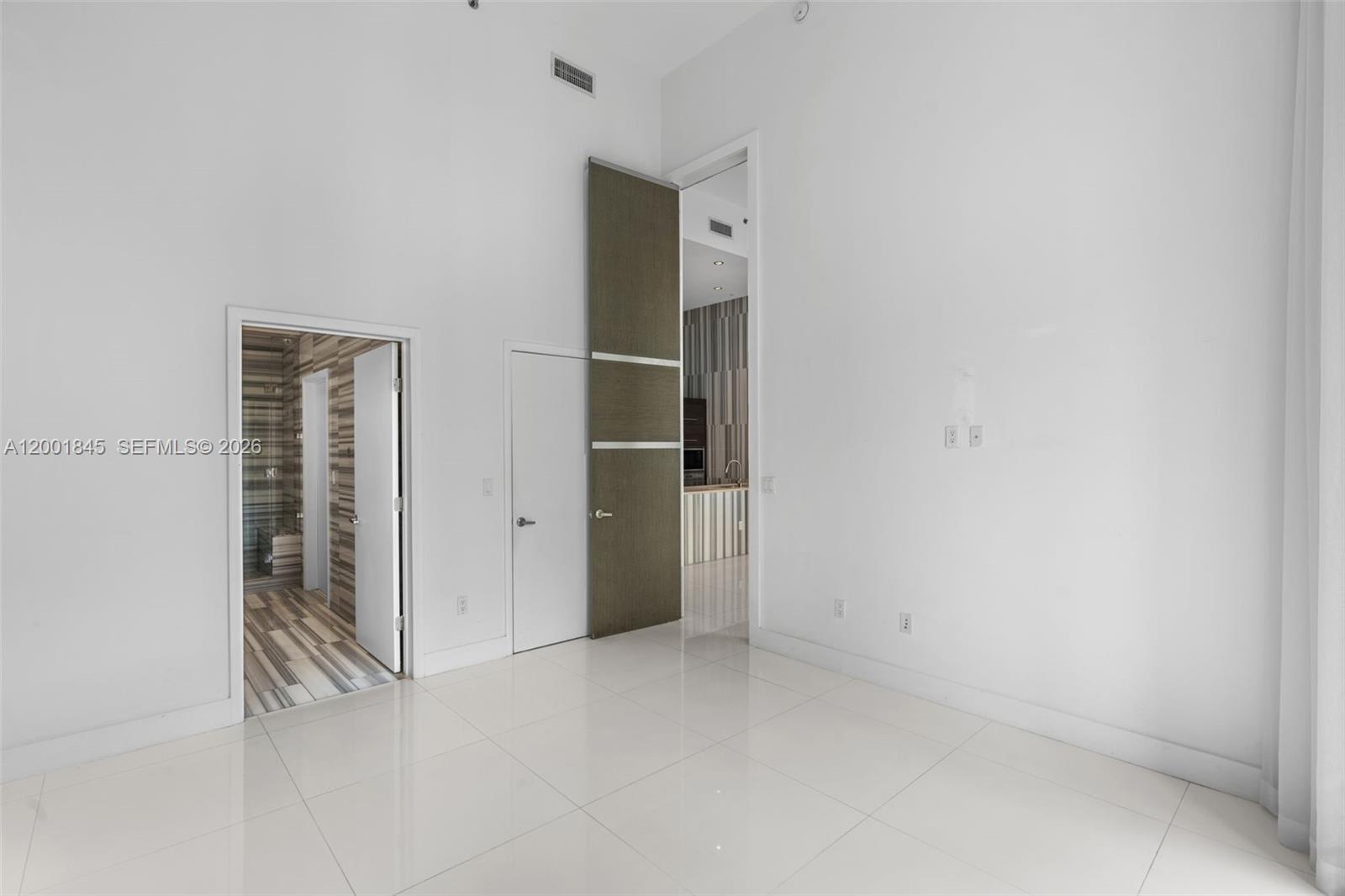 ICONBRICKELL CONDO NO 1 - Residential
