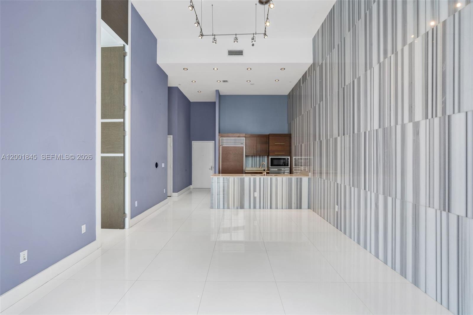 ICONBRICKELL CONDO NO 1 - Residential