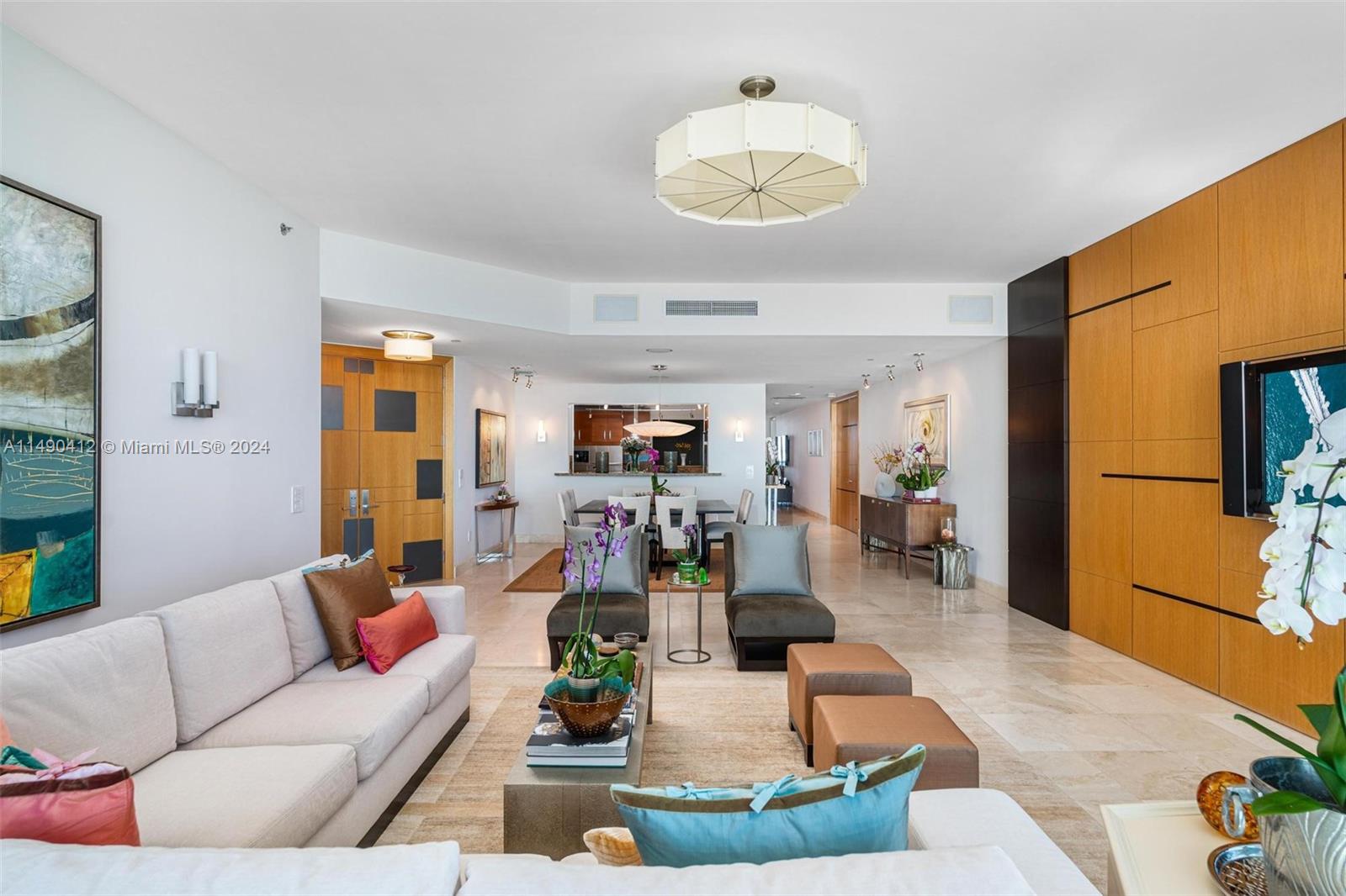 THE RESIDENCES AT THE BAT - Residential