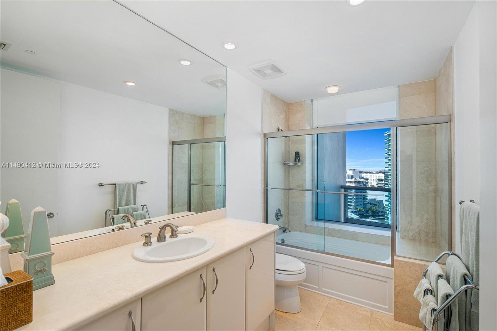 THE RESIDENCES AT THE BAT - Residential