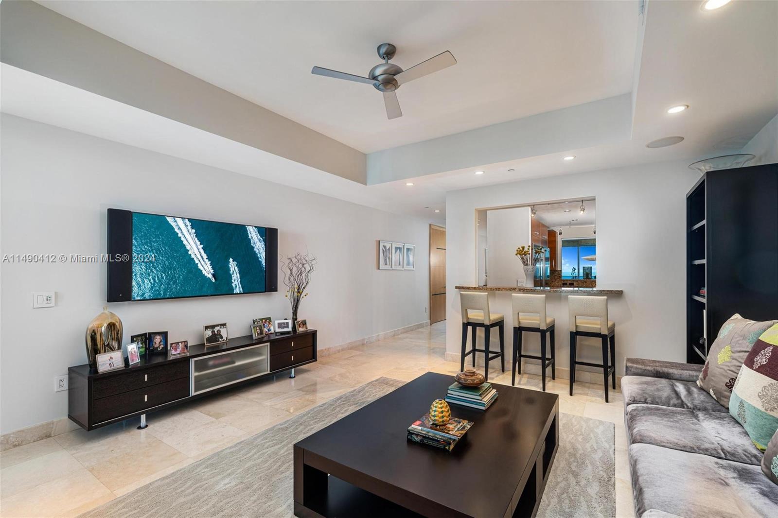 THE RESIDENCES AT THE BAT - Residential