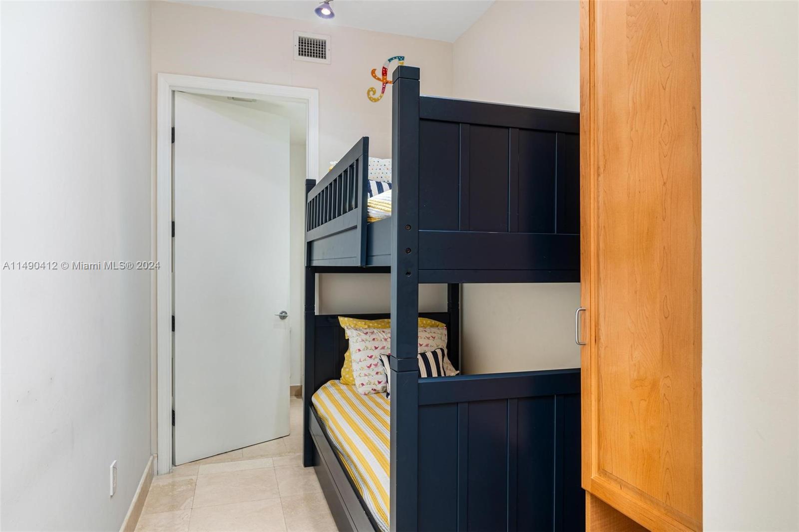 THE RESIDENCES AT THE BAT - Residential