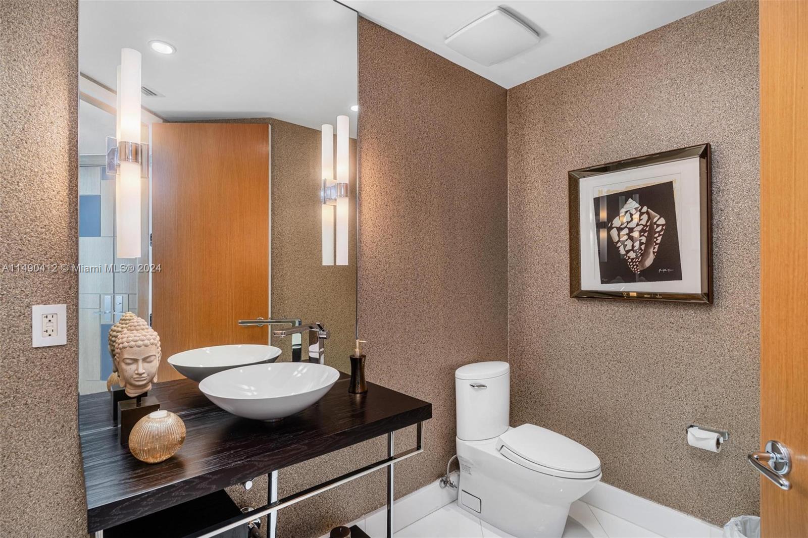 THE RESIDENCES AT THE BAT - Residential