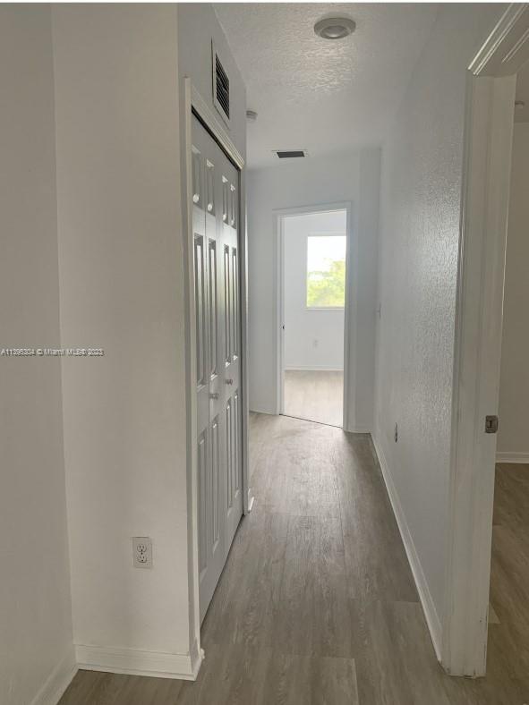 TOWERVIEW VILLAS SUBDIVIS - Residential Lease