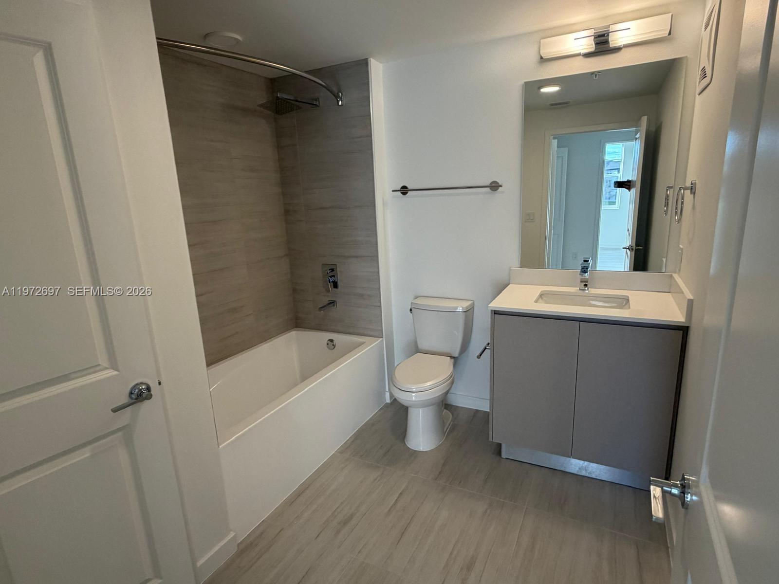 Millenia Park Tower - Residential
