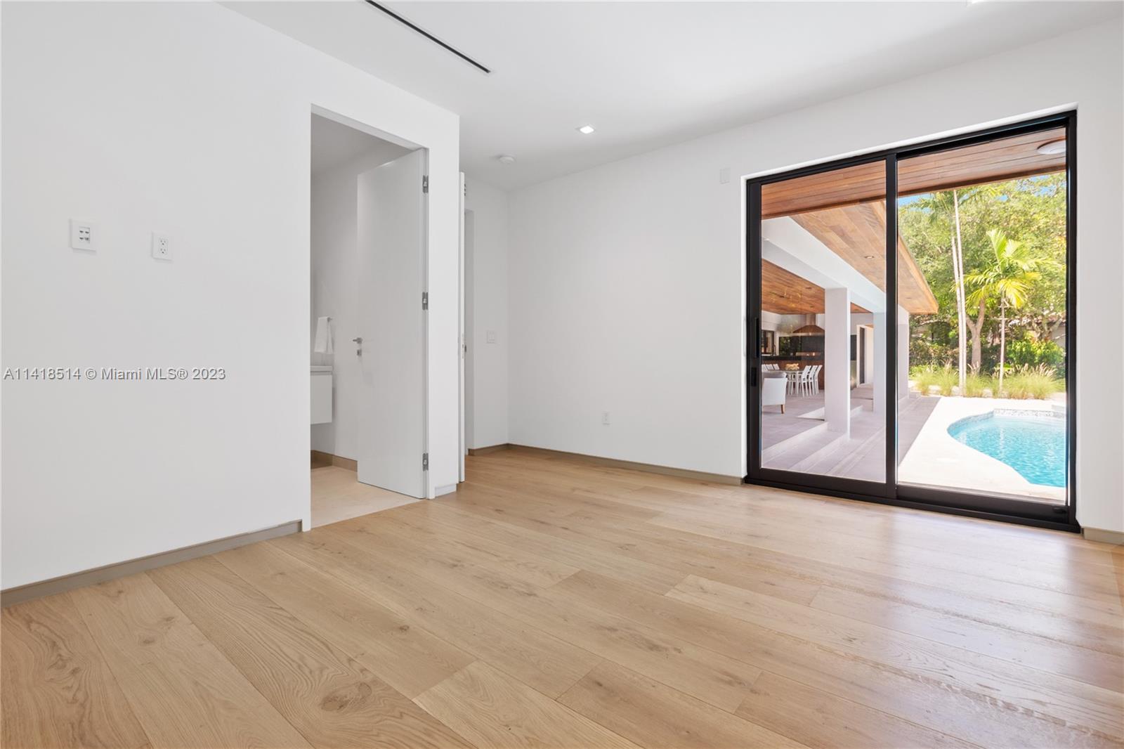 BRUCE-LAURIE SUB - Residential