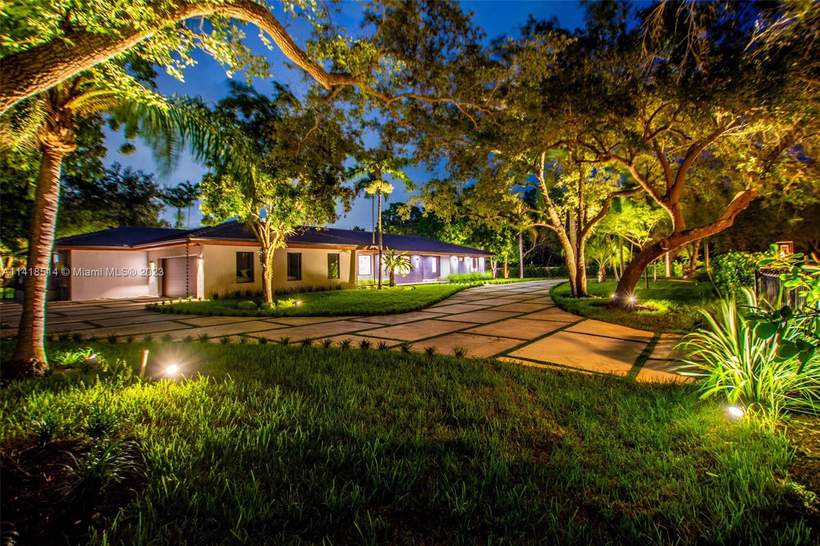 BRUCE-LAURIE SUB - Residential