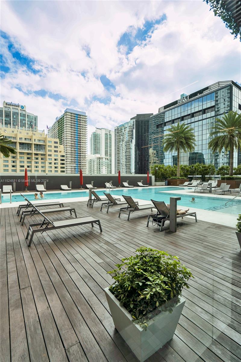 The Bond at Brickell - Residential Lease