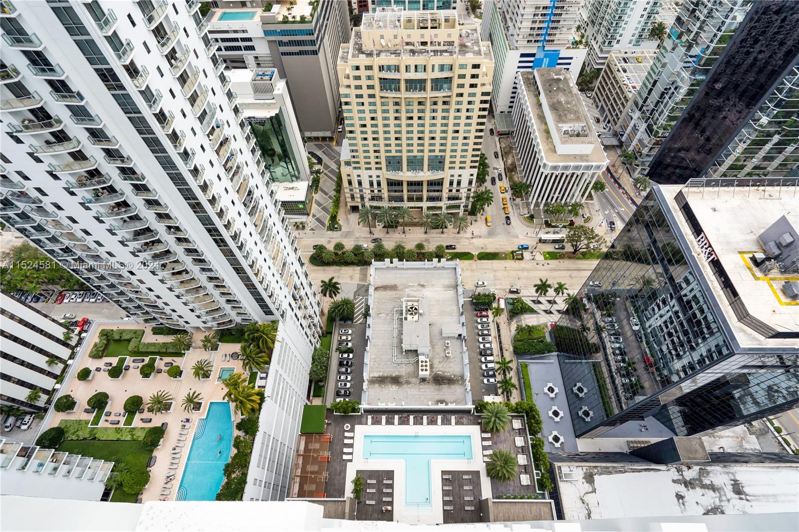 The Bond at Brickell - Residential Lease
