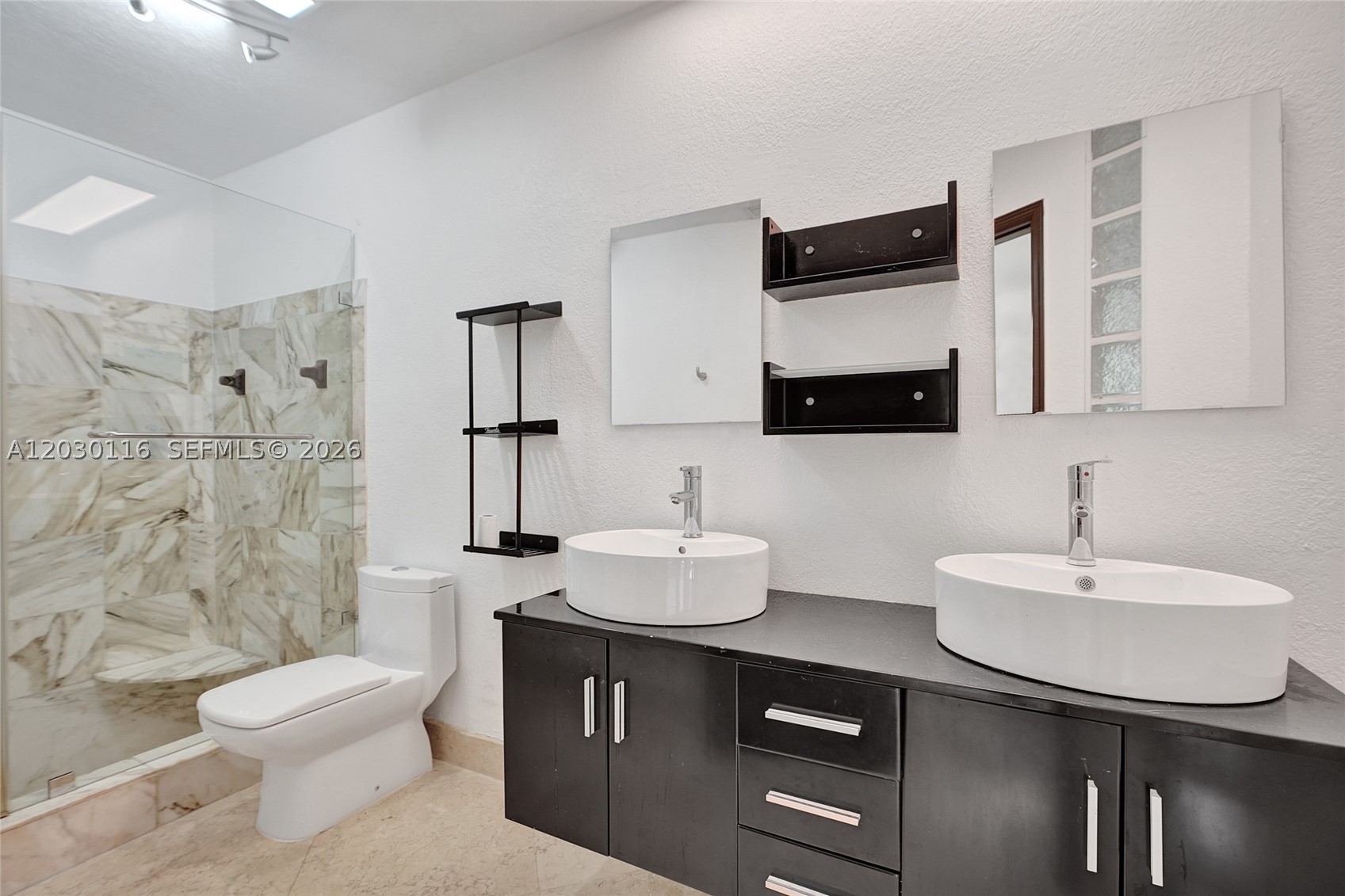DIXONS PLAT - Residential
