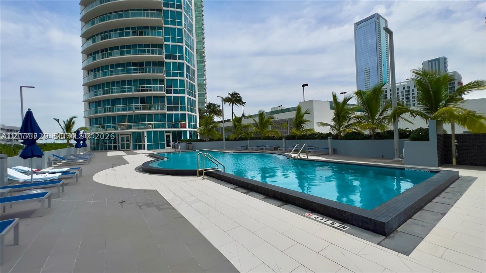 PLATINUM CONDO - Residential Lease