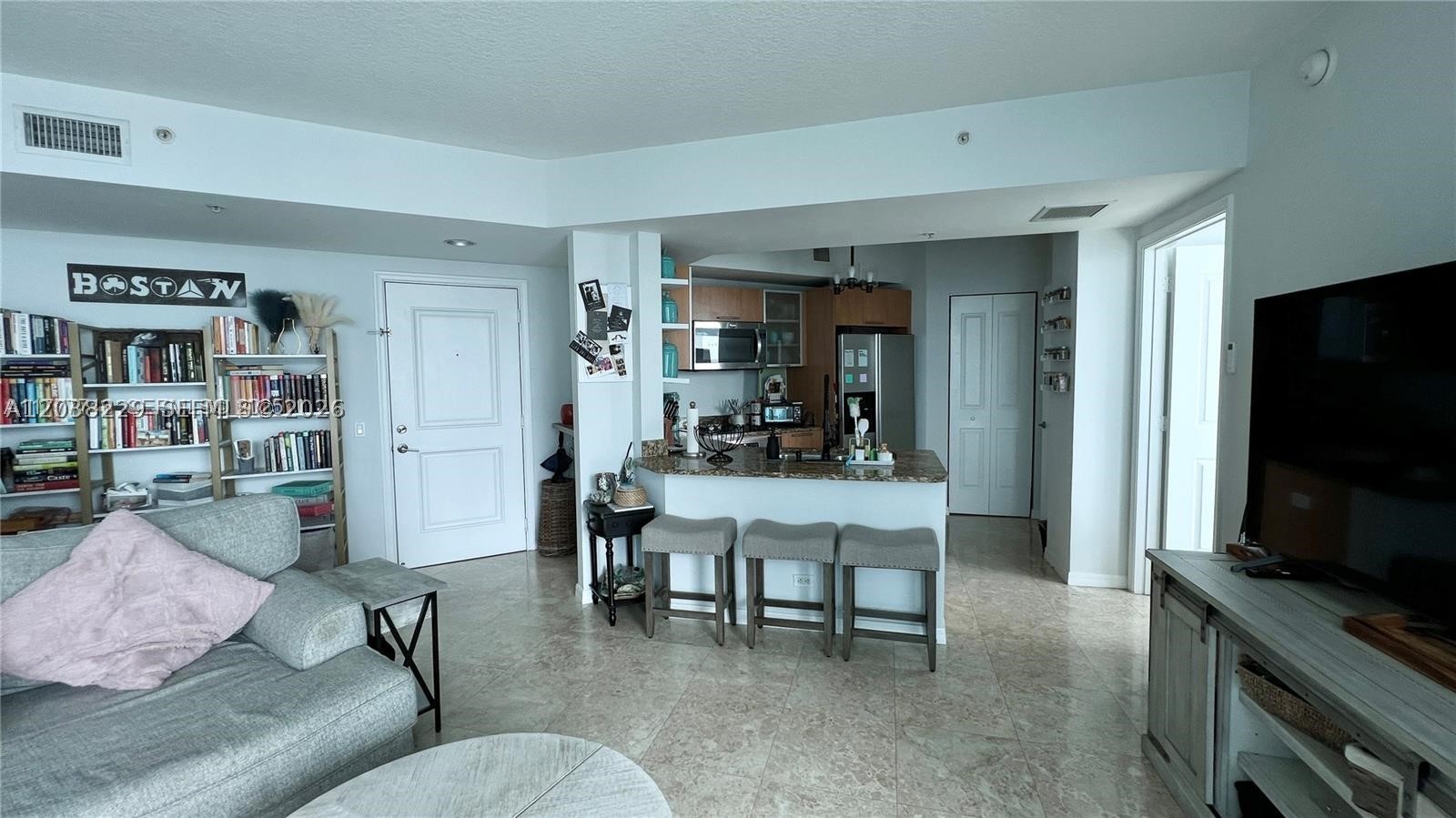 PLATINUM CONDO - Residential Lease