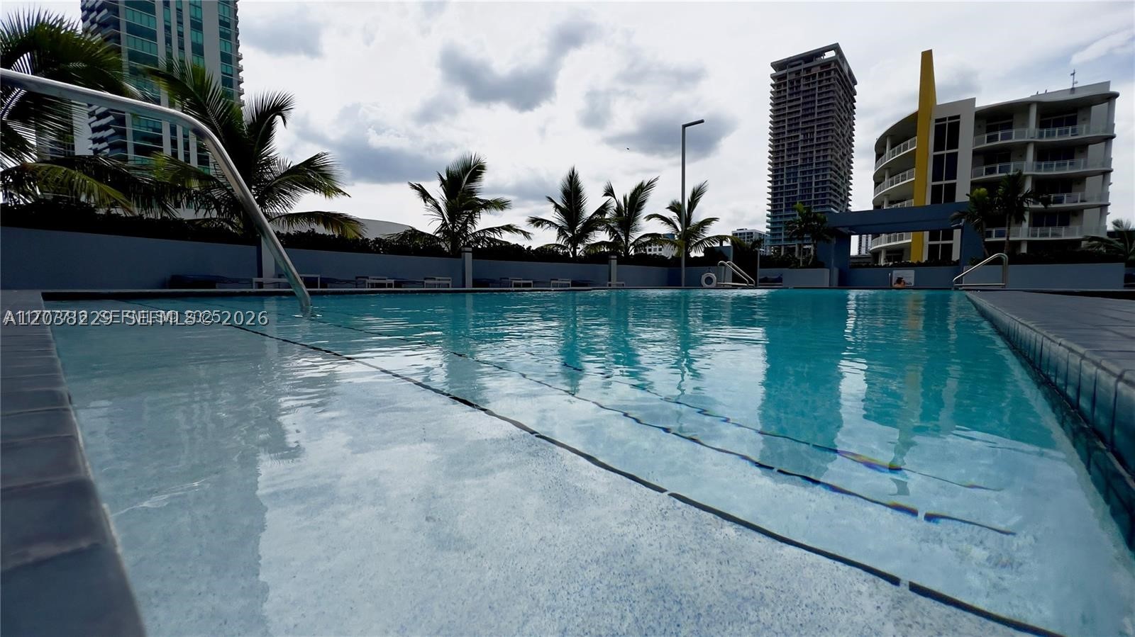 PLATINUM CONDO - Residential Lease