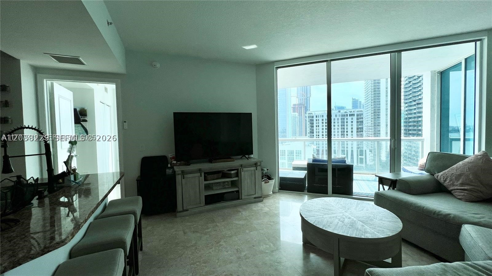 PLATINUM CONDO - Residential Lease
