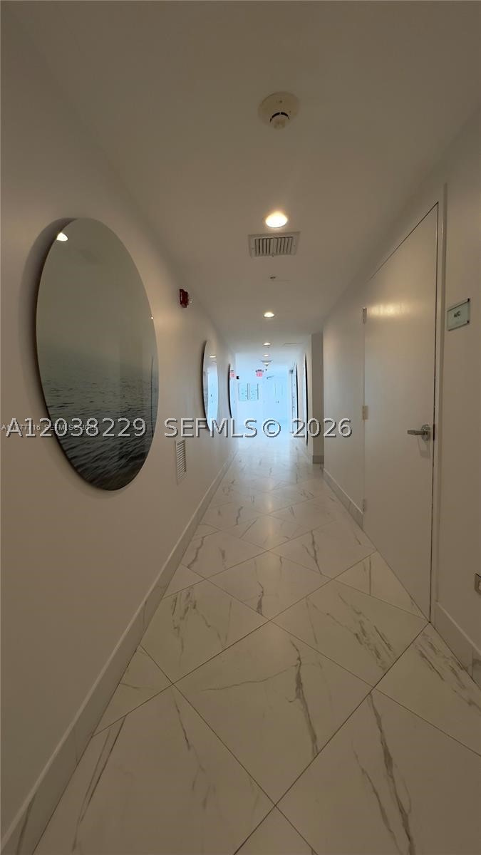PLATINUM CONDO - Residential Lease