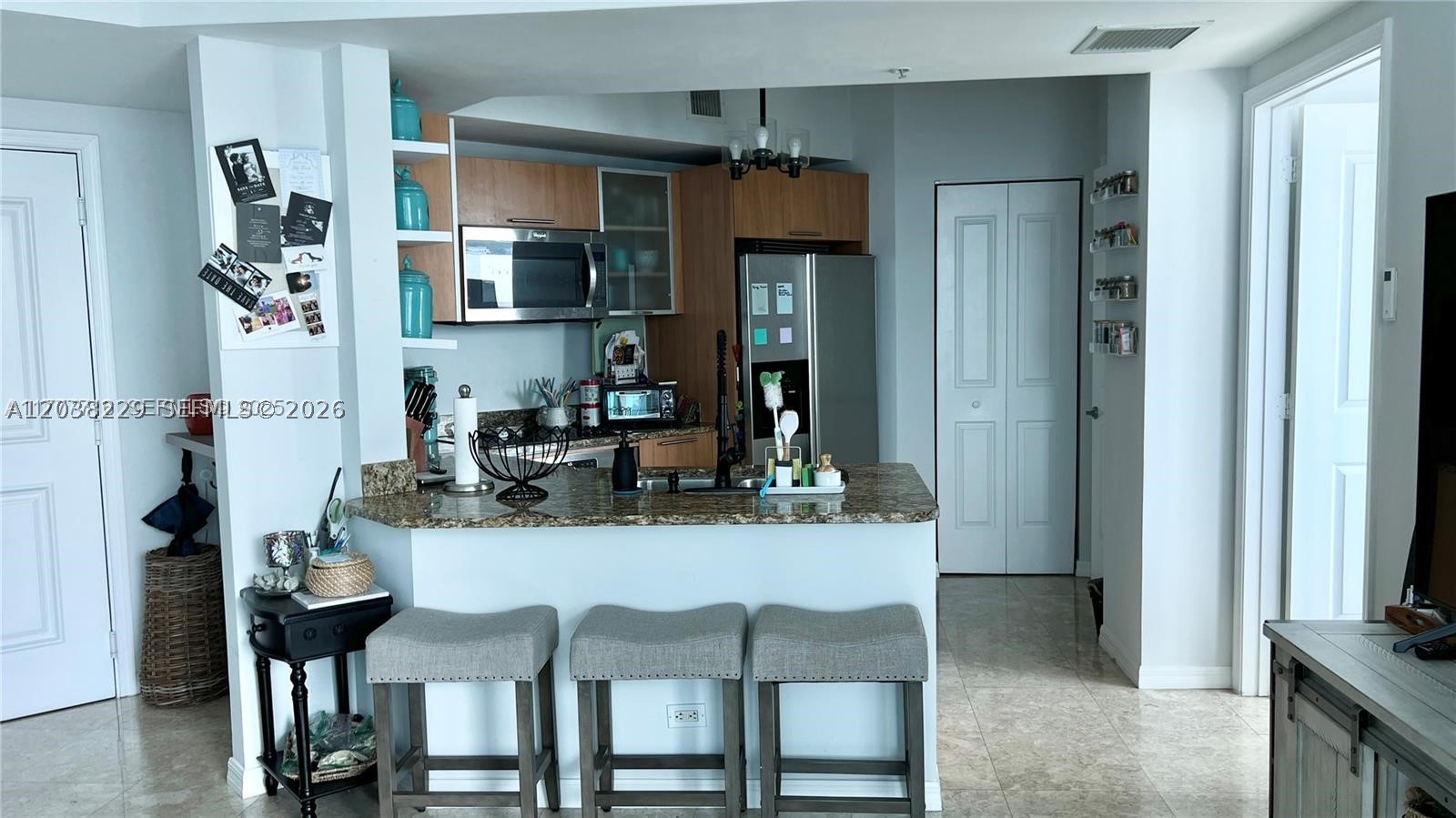 PLATINUM CONDO - Residential Lease
