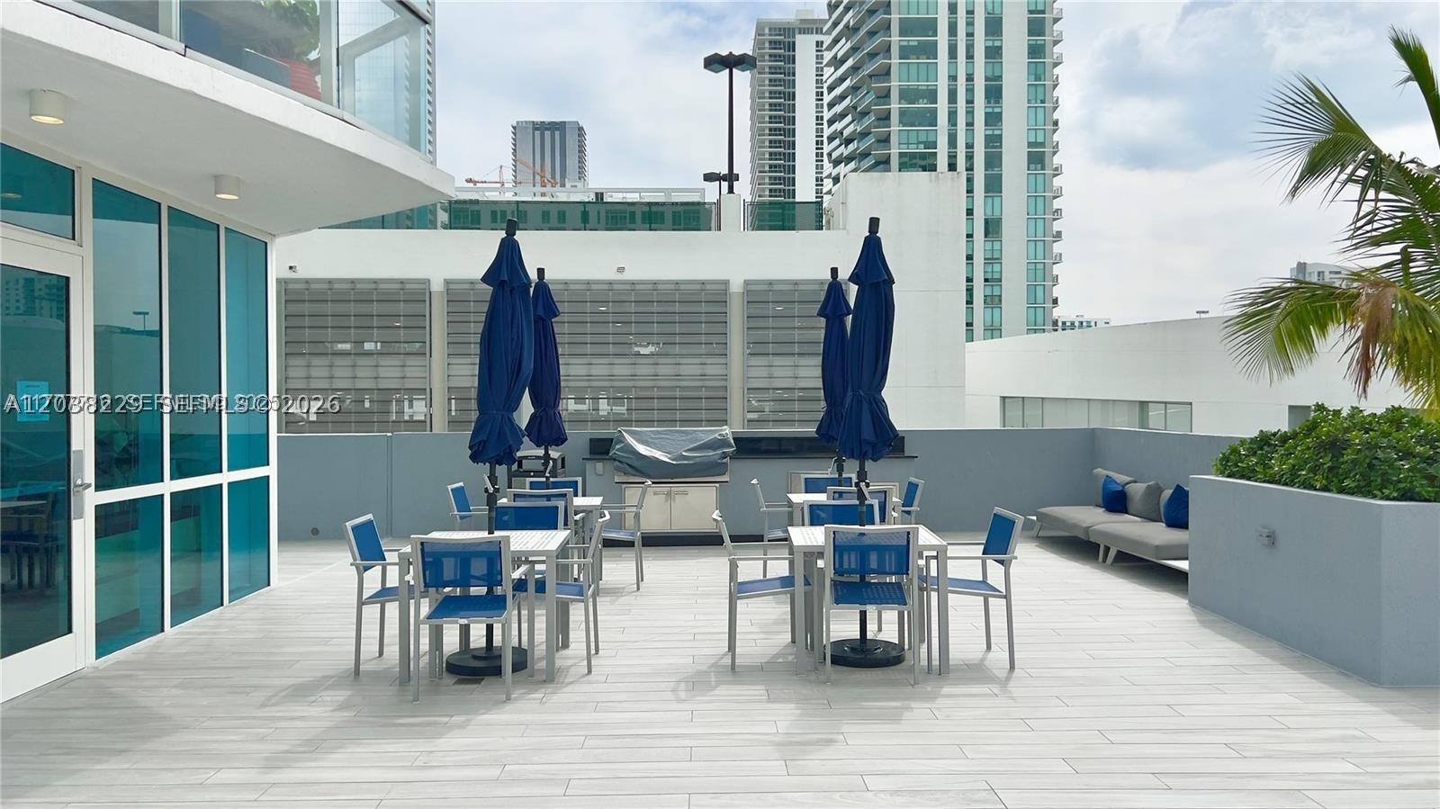 PLATINUM CONDO - Residential Lease