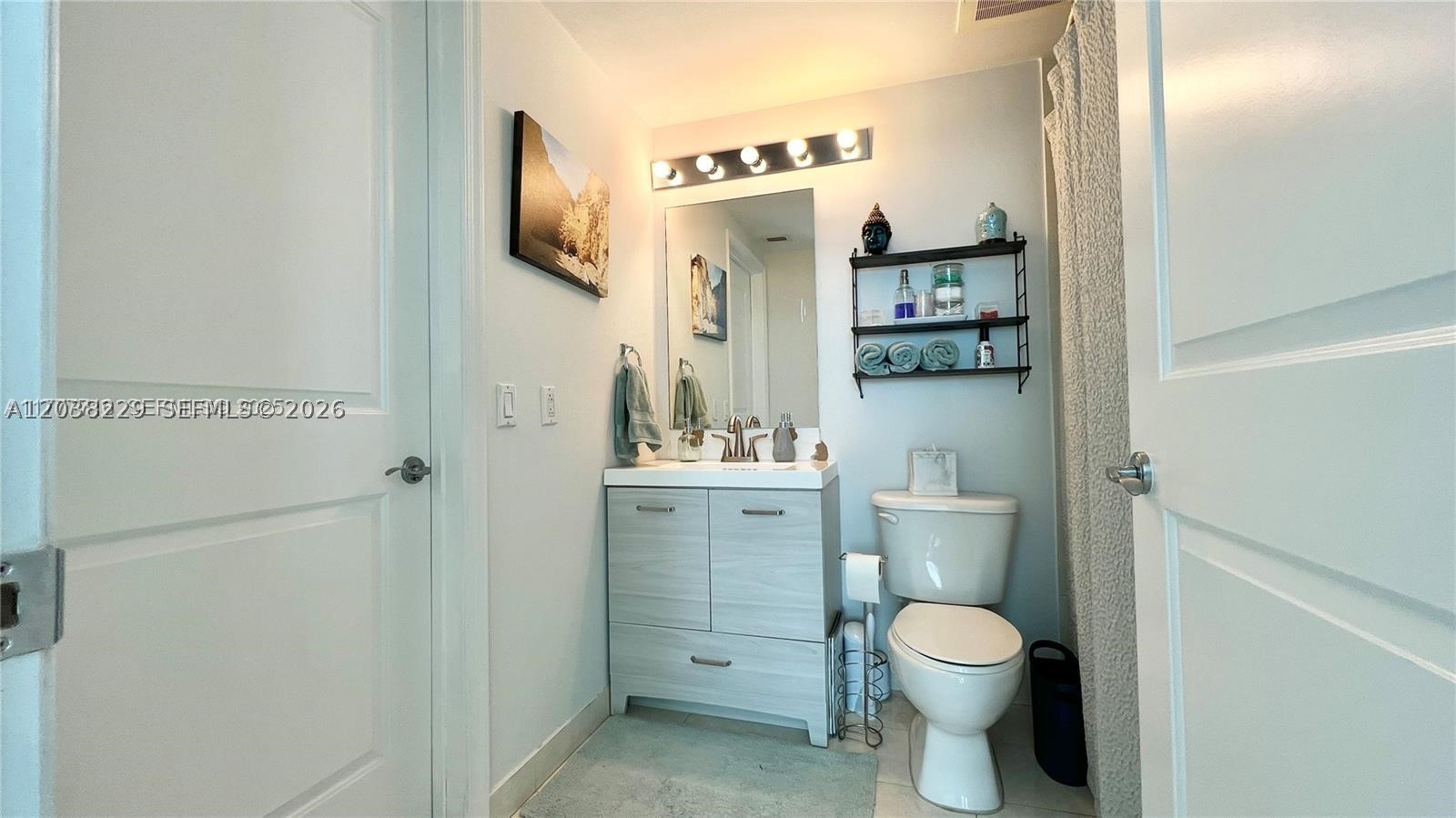 PLATINUM CONDO - Residential Lease