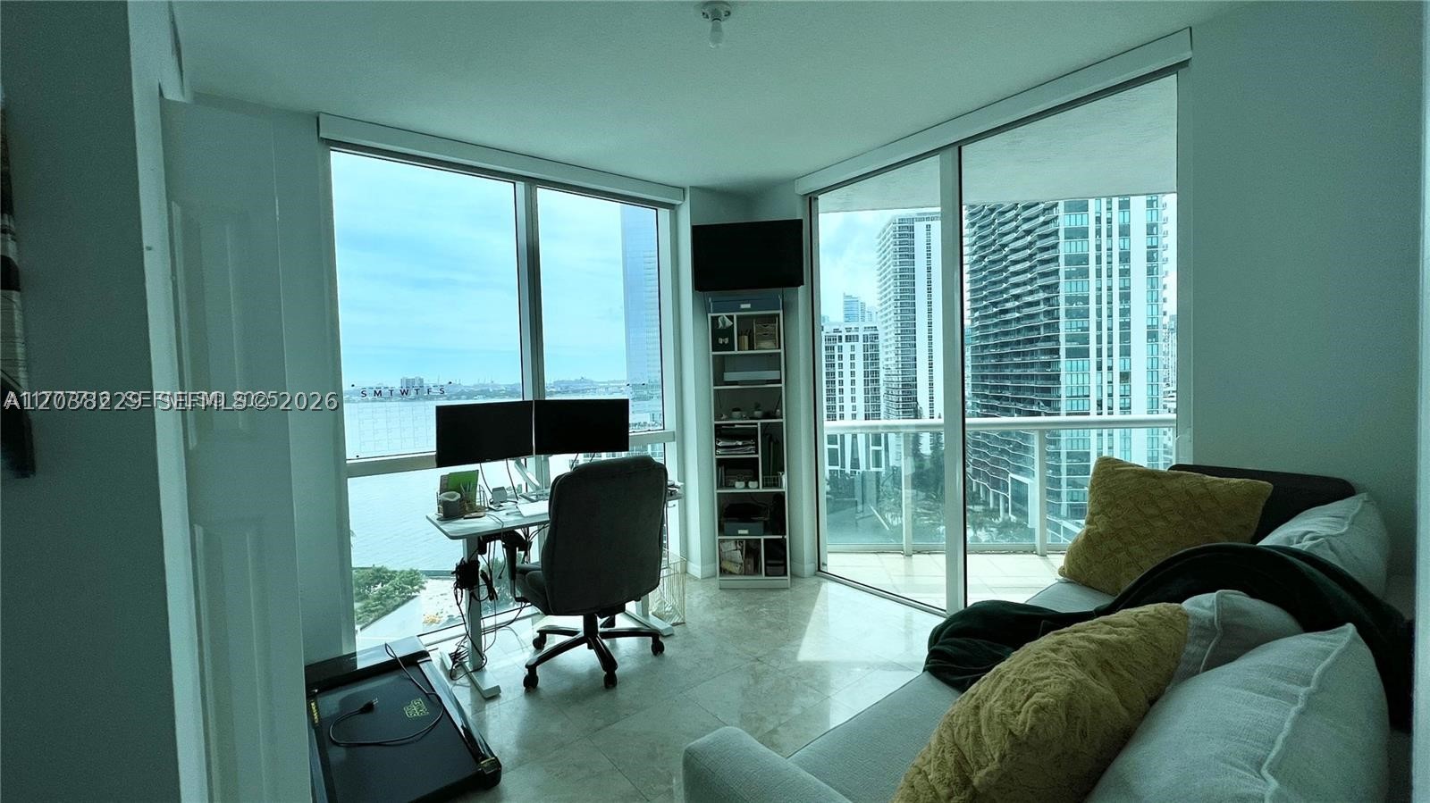 PLATINUM CONDO - Residential Lease