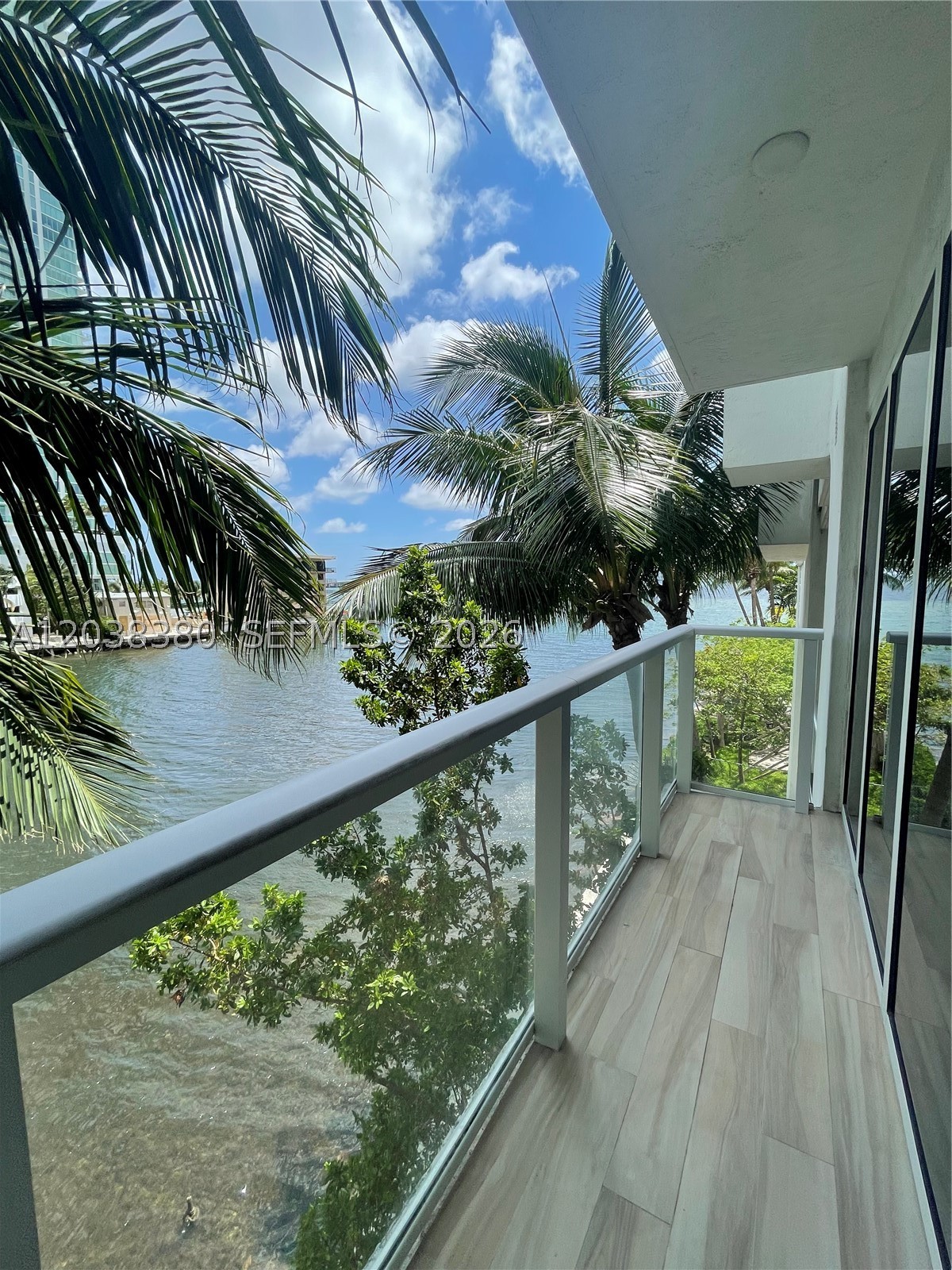 THE CRIMSON CONDO - Residential Lease