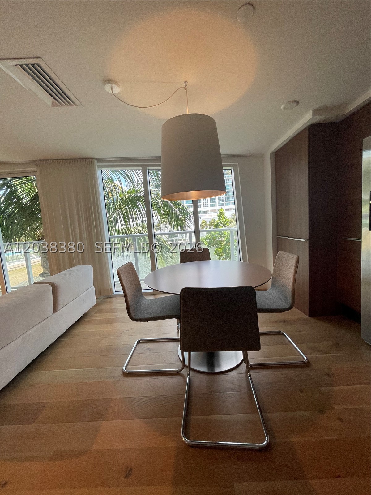 THE CRIMSON CONDO - Residential Lease