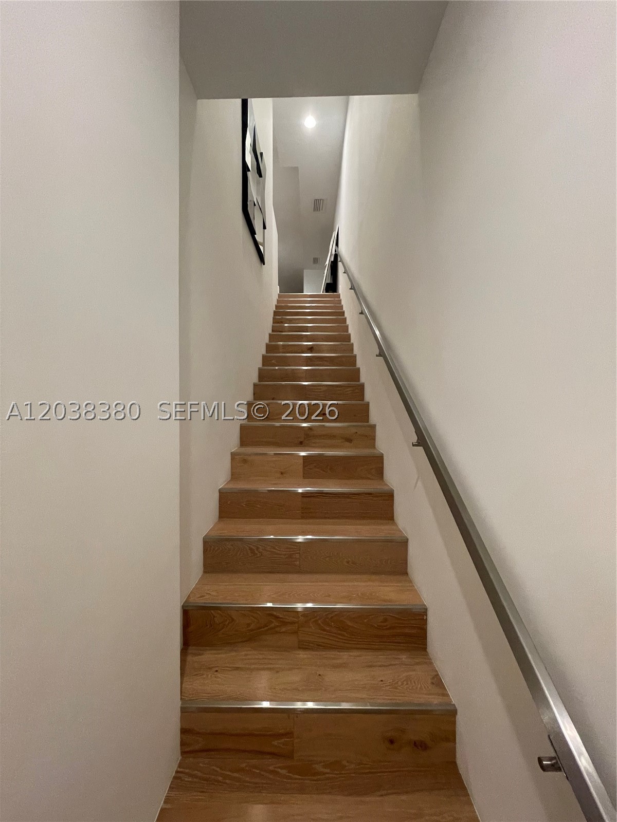 THE CRIMSON CONDO - Residential Lease