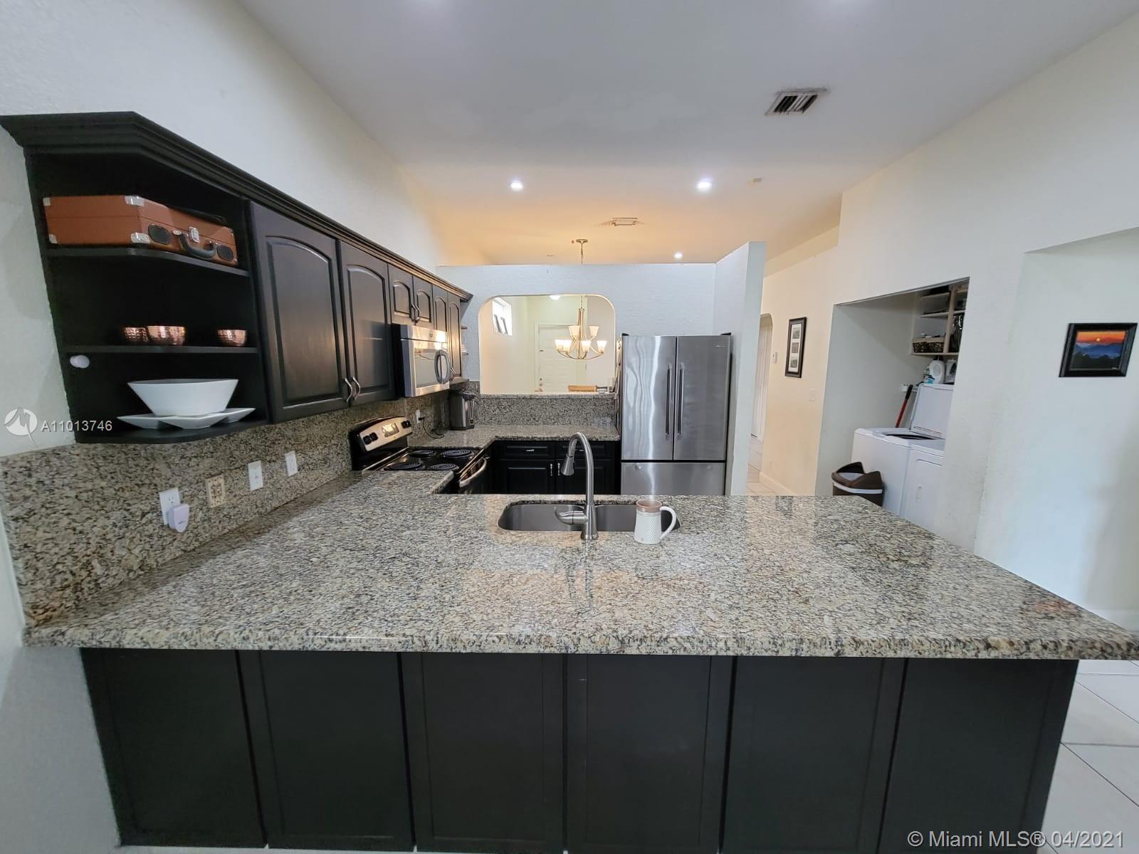 FAIRWAY LAKE - Residential