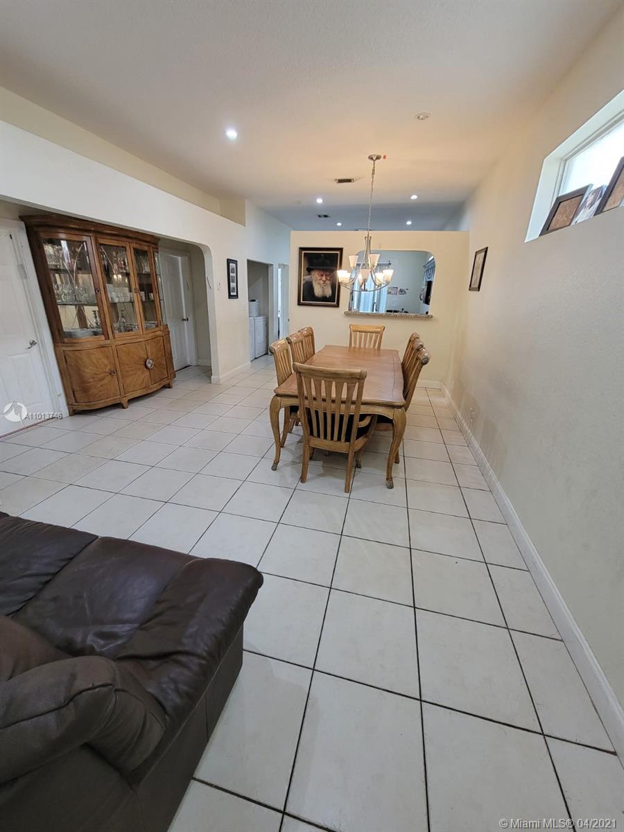 FAIRWAY LAKE - Residential