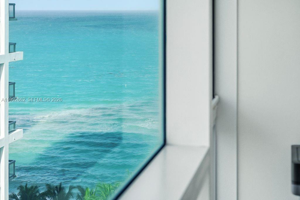 CENTRAL CARILLON BEACH CO - Residential