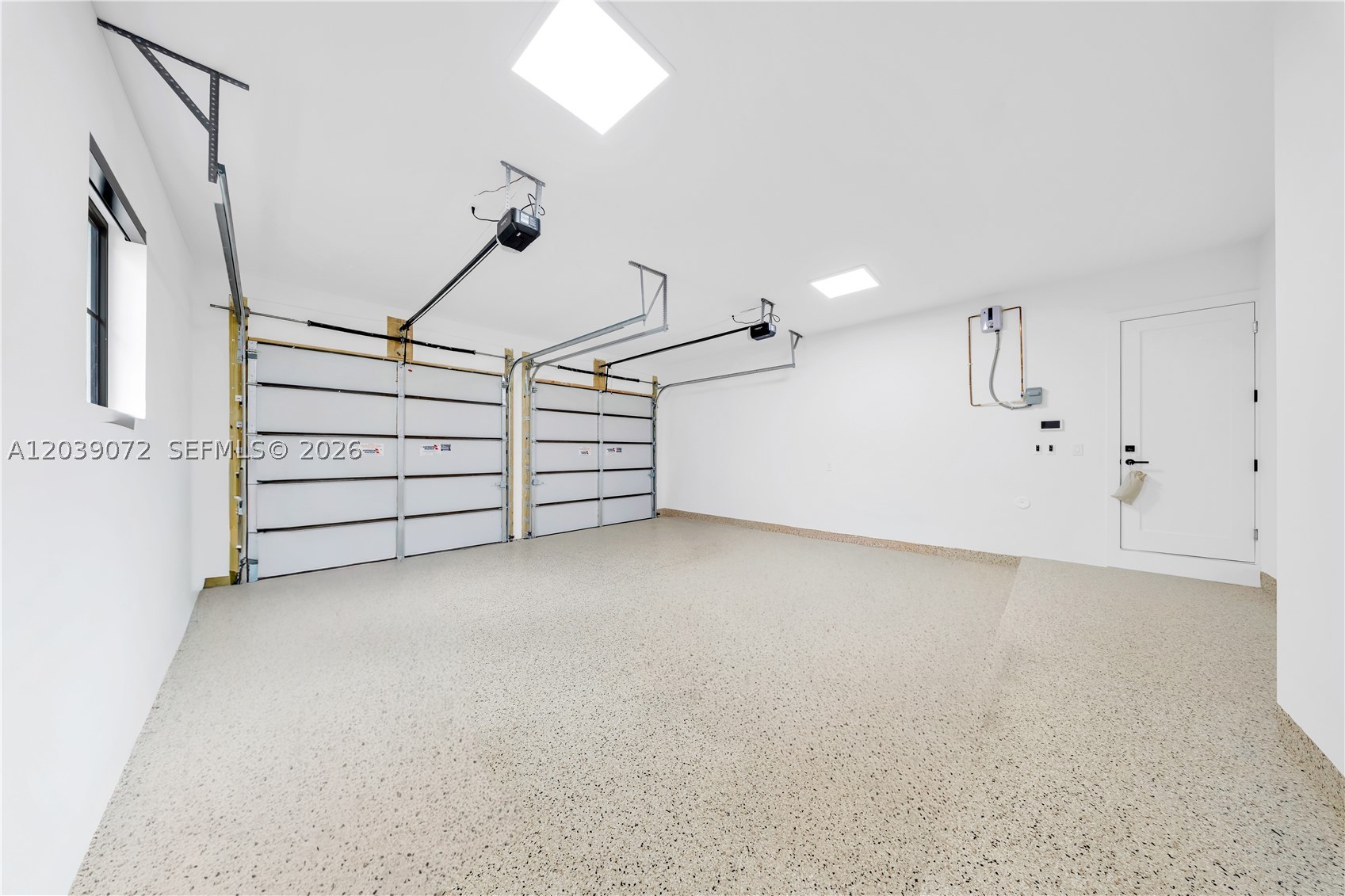 CORAL GABLES RIVIERA SEC - Residential