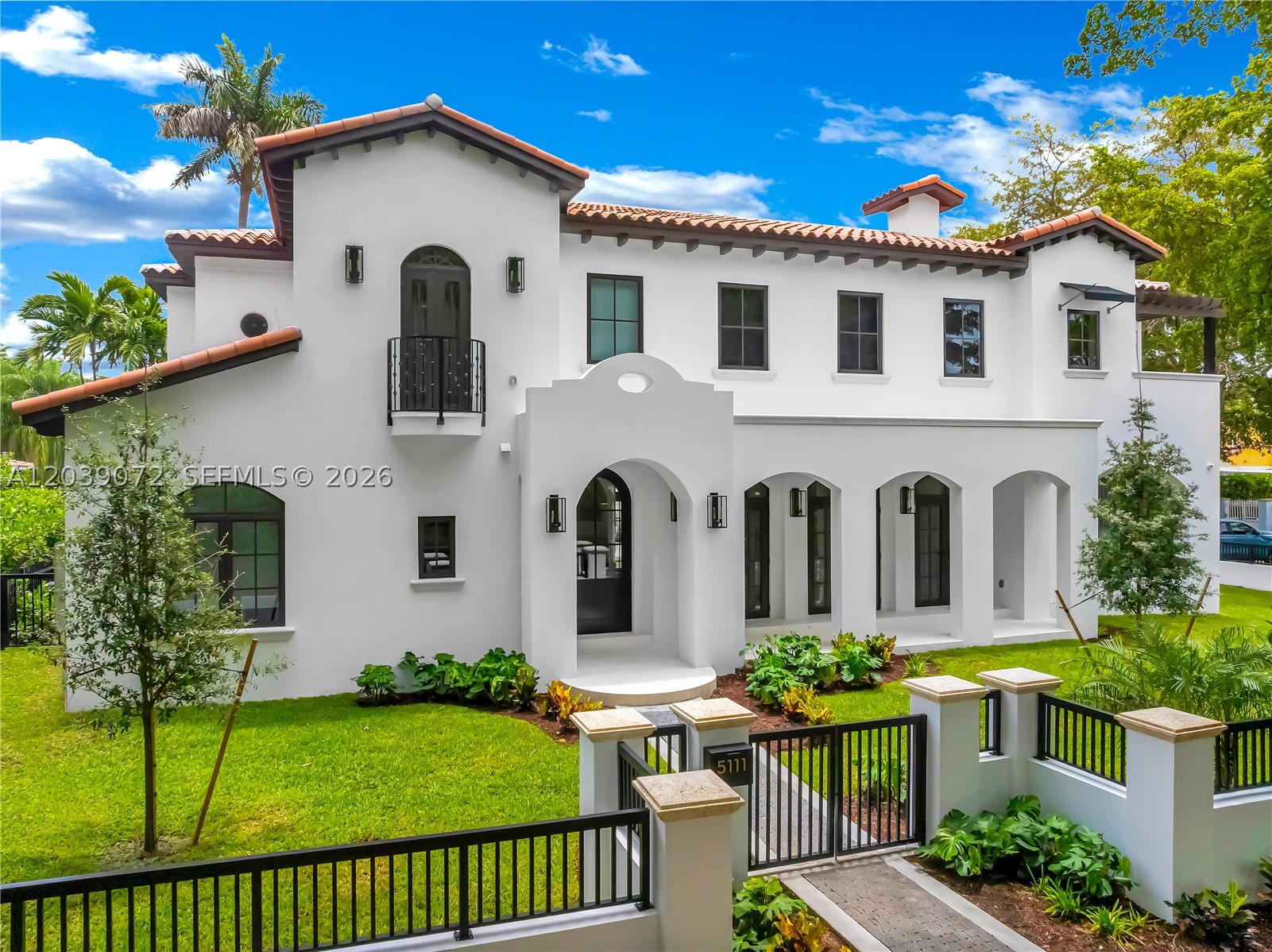 CORAL GABLES RIVIERA SEC - Residential