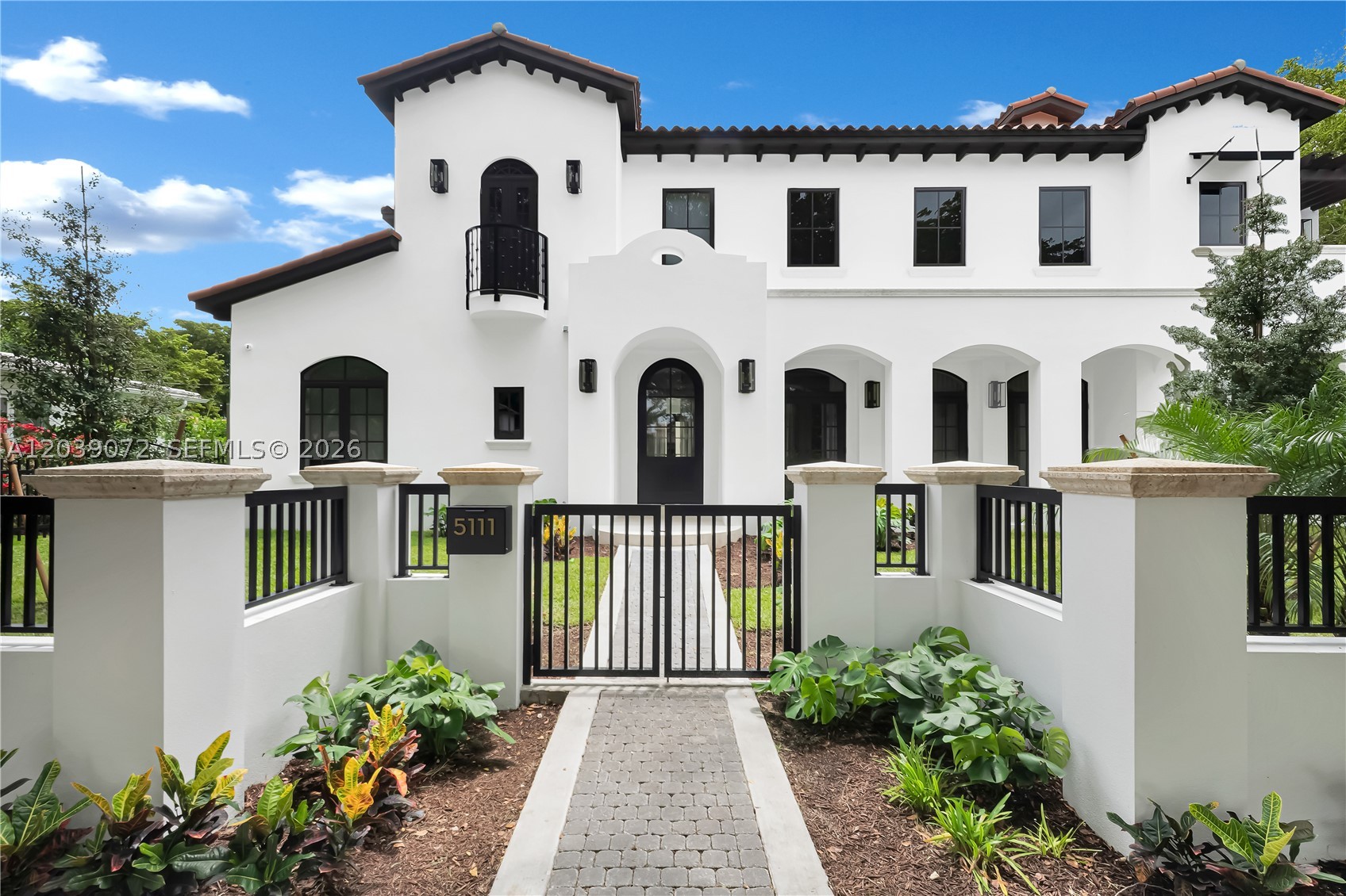 CORAL GABLES RIVIERA SEC - Residential