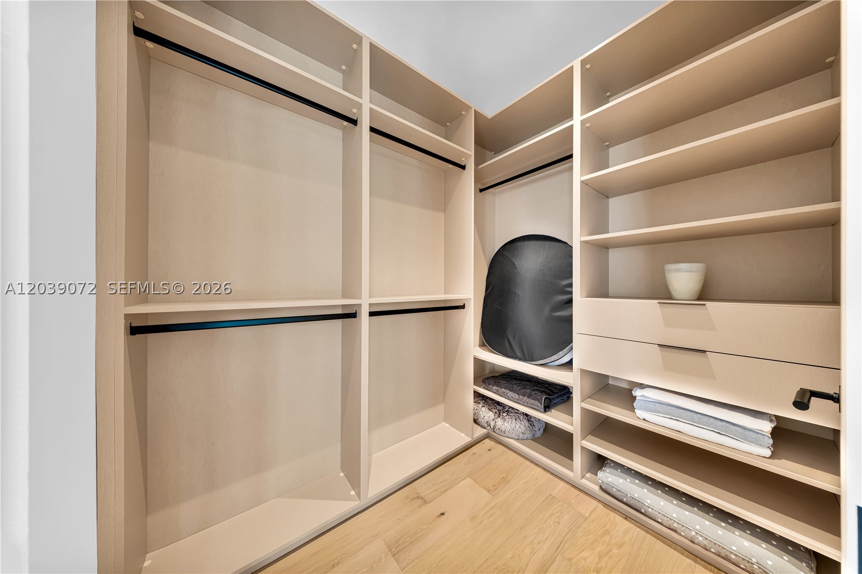 CORAL GABLES RIVIERA SEC - Residential