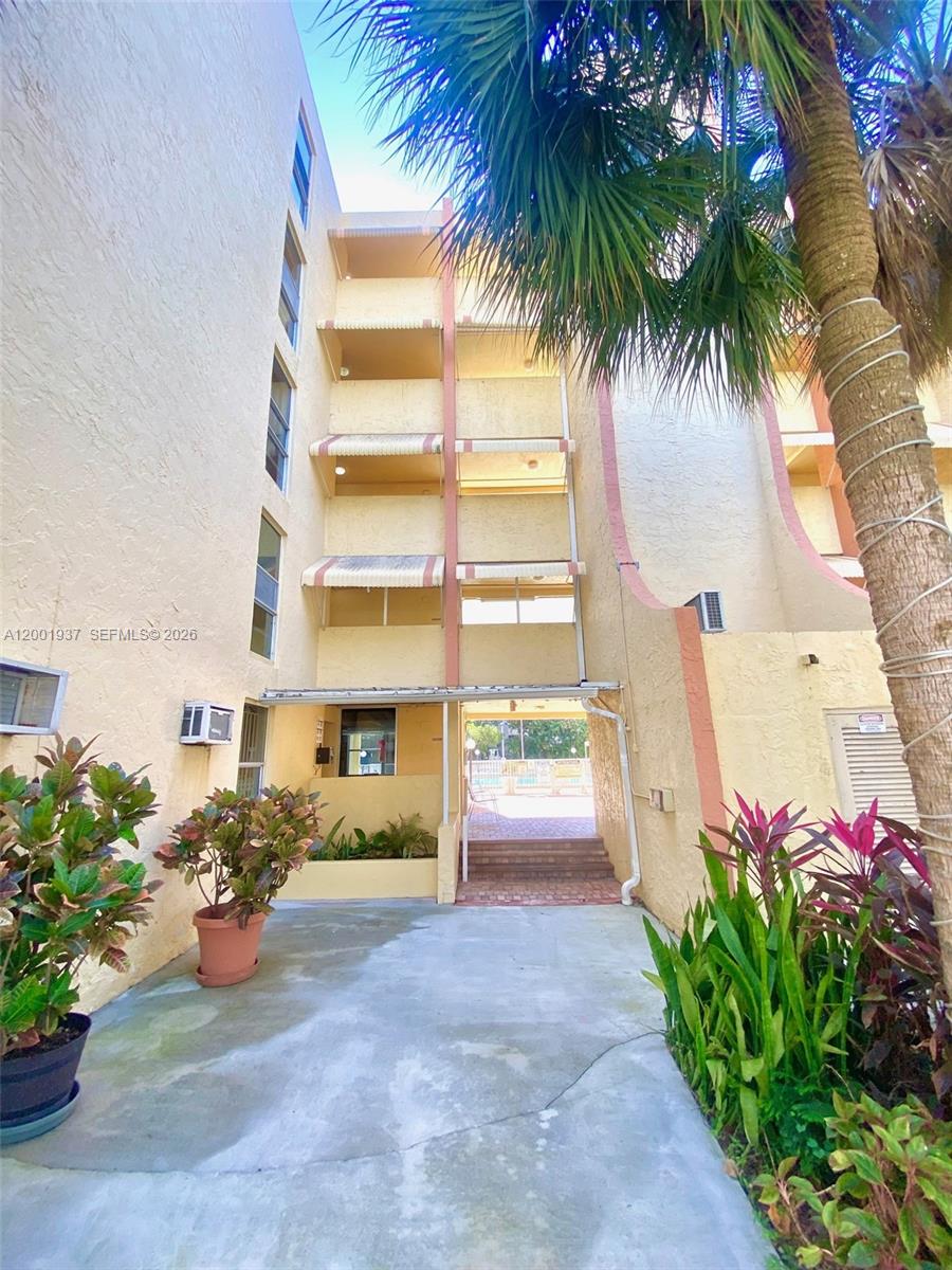 AVILA SOUTH CONDO - Residential Lease
