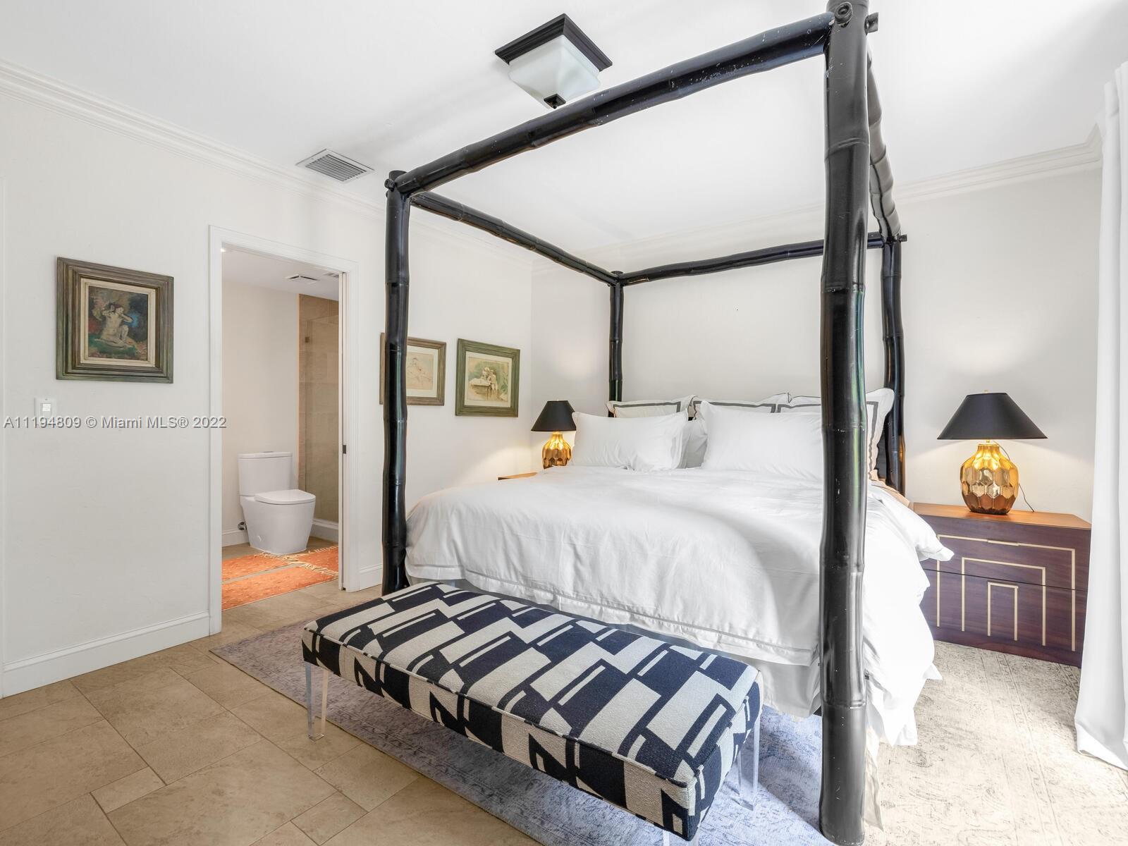 MIAMI SHORES SEC 1 AMD - Residential Lease