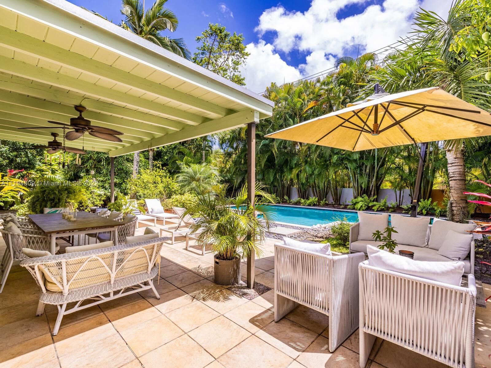 MIAMI SHORES SEC 1 AMD - Residential Lease