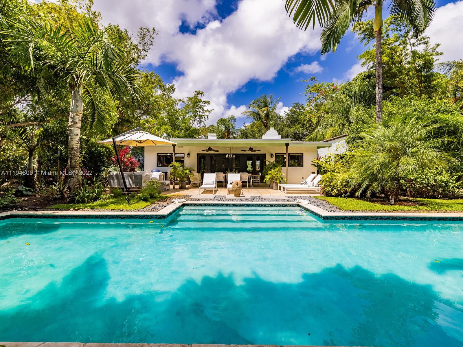 MIAMI SHORES SEC 1 AMD - Residential Lease