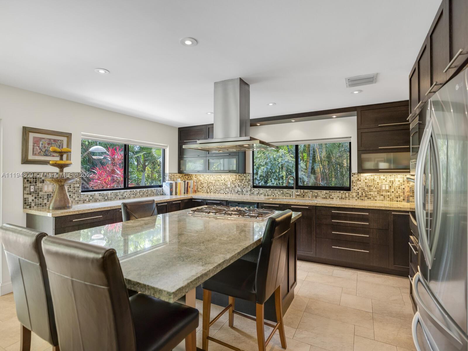 MIAMI SHORES SEC 1 AMD - Residential Lease