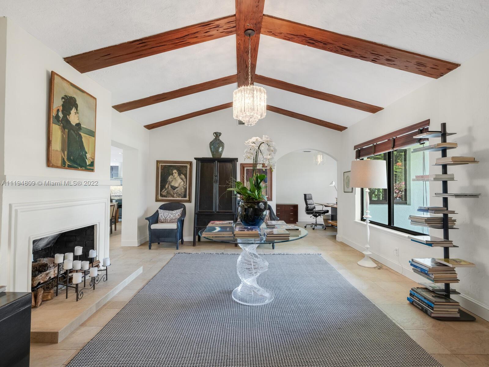MIAMI SHORES SEC 1 AMD - Residential Lease