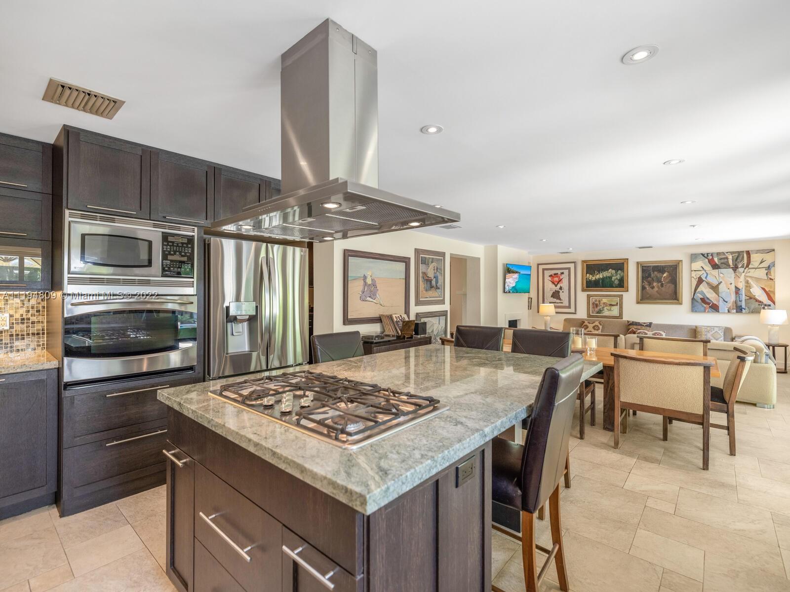 MIAMI SHORES SEC 1 AMD - Residential Lease